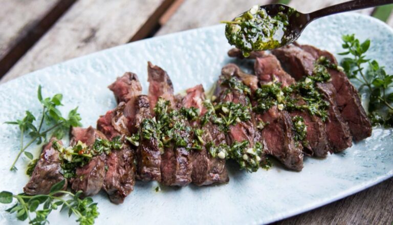 Picanha mit Pfeffer-Schmor-Zwiebeln