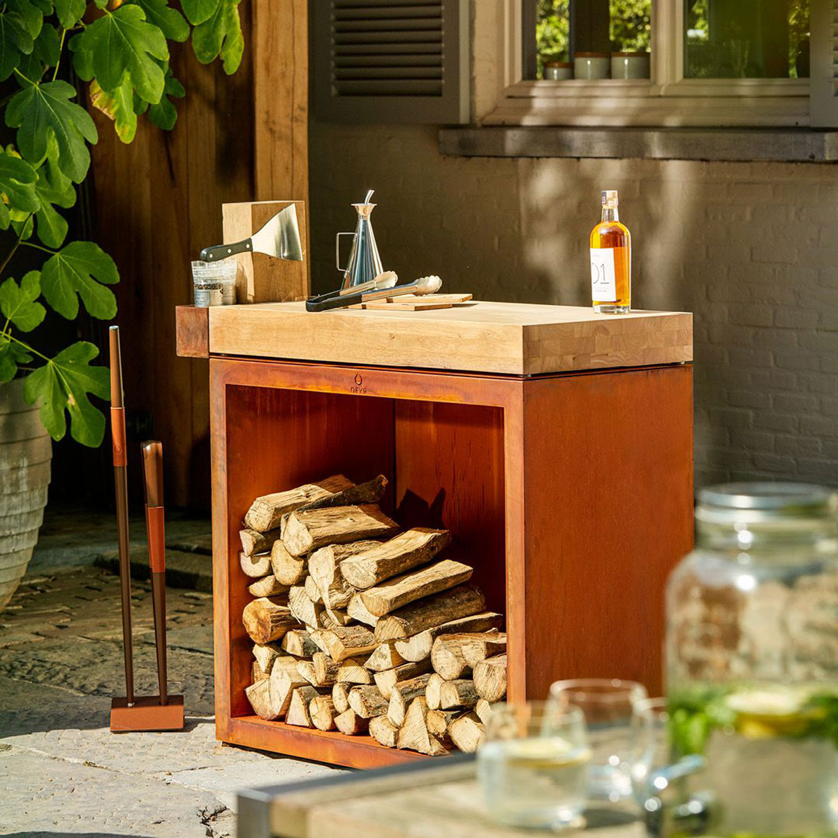 OFYR Butcher Block Storage 90 Corten Teakholz