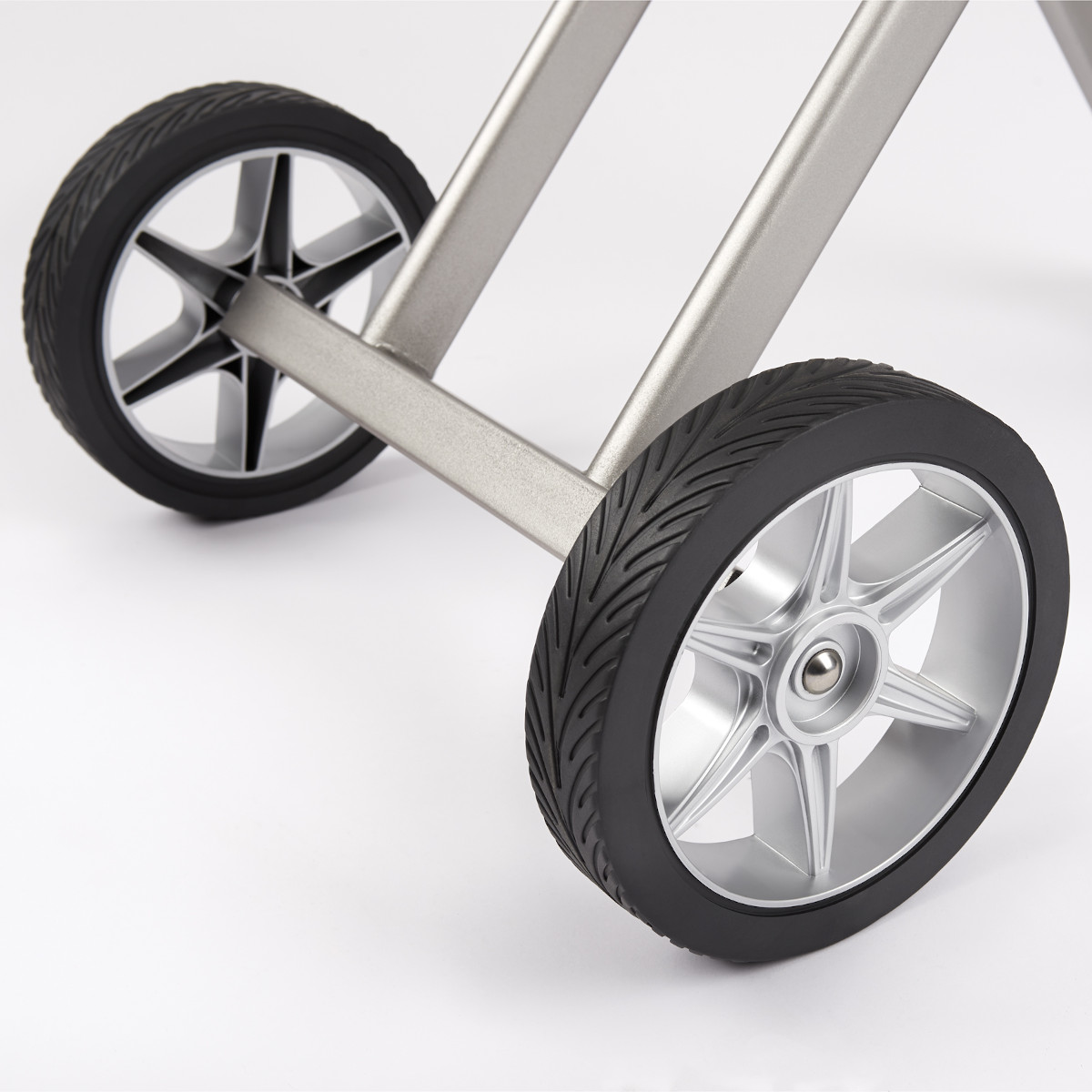 Napoleon TravelQ PRO285 mit klappbaren Wagen, Gasgrill Napoleon TravelQ PRO285 mit klappbaren Wagen, Gasgrill Rollen