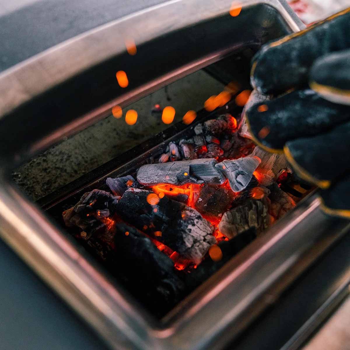 Ooni Premium Stückholz-Holzkohle 4 kg