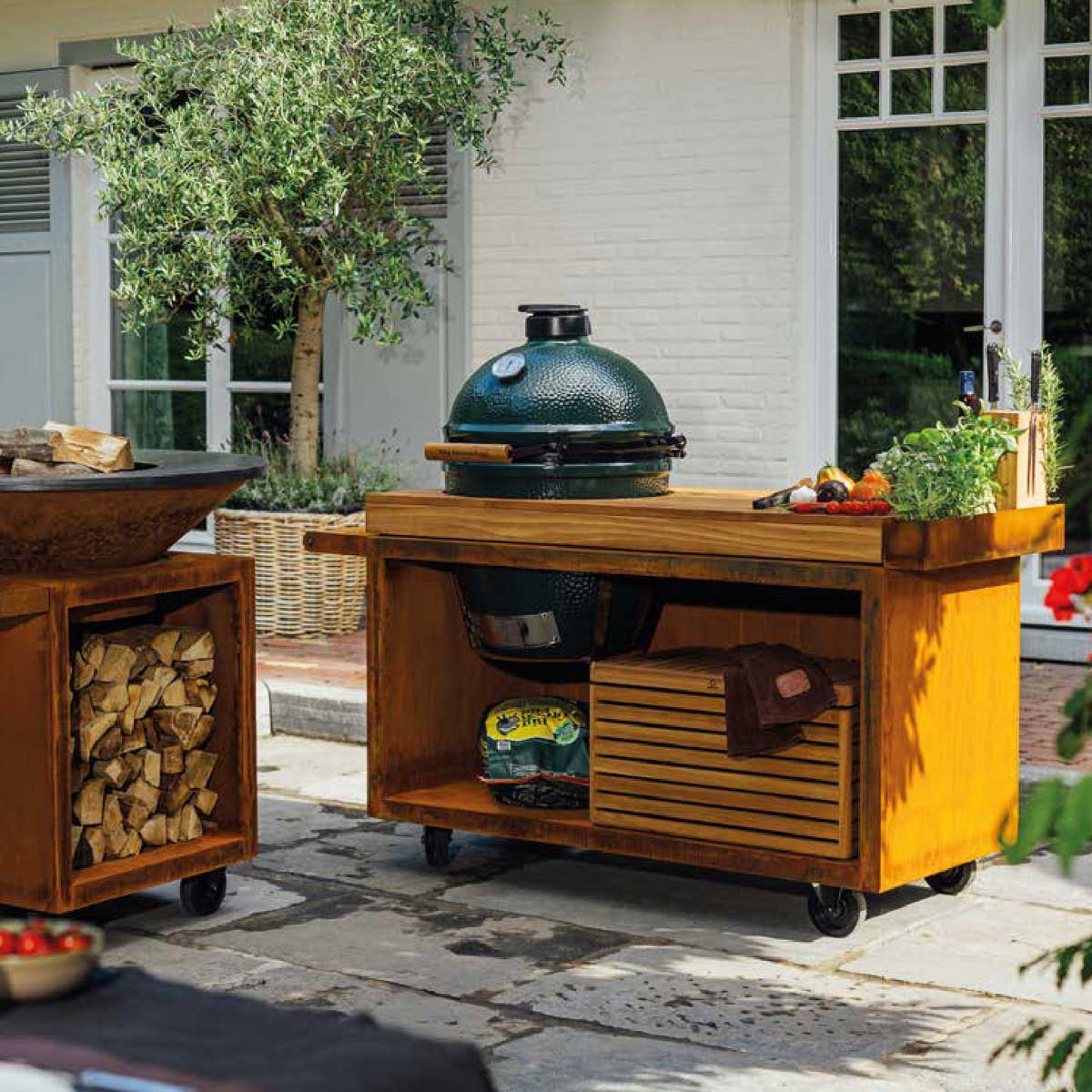 OFYR Kamado Table Corten 135 PRO Teakholz BGE OFYR Kamado Table Corten 135 PRO Teakholz BGE