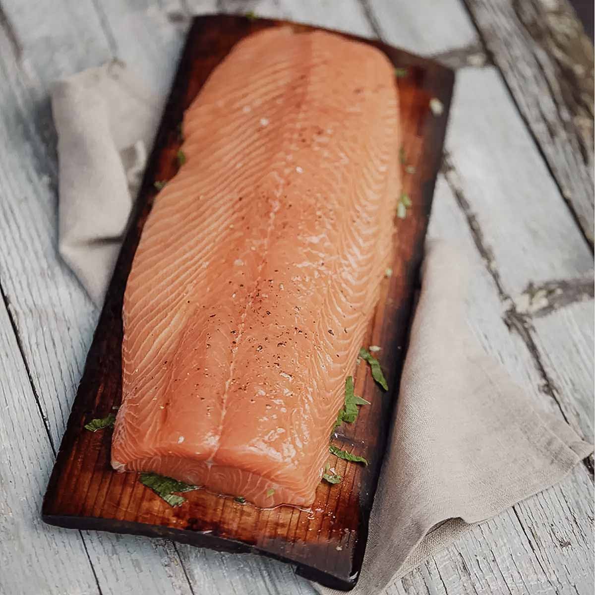 SANTOS XXL Räucherbrett Lachs Zedernholz, 40 x 15 cm