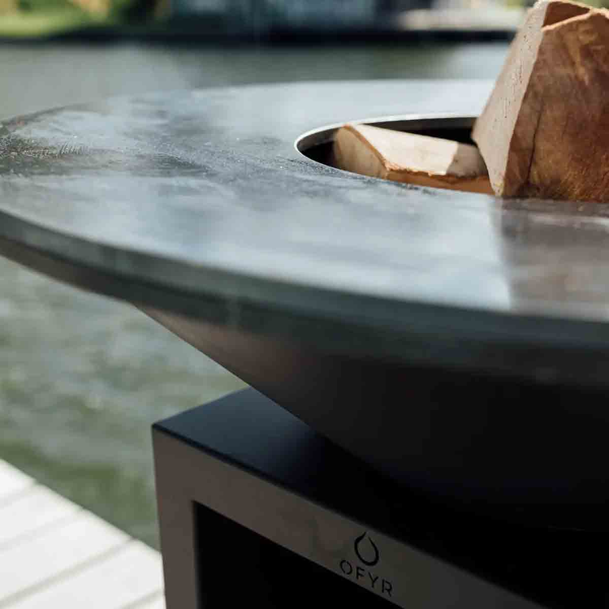 OFYR-Island+ Black 85 Teak Wood