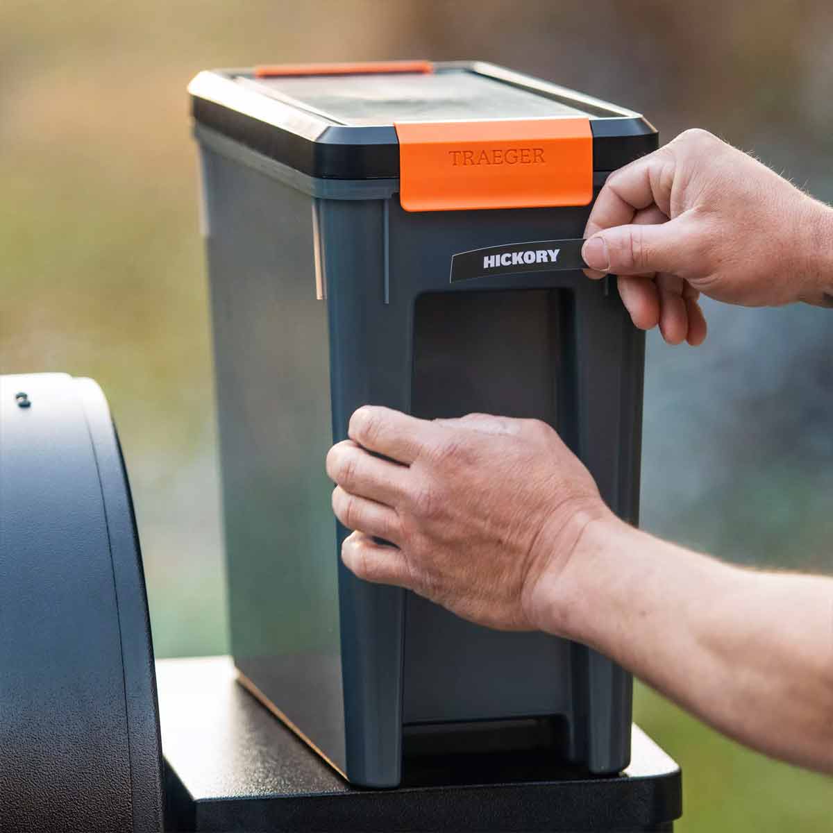 Traeger StayDry Pelletbehälter mit Deckel