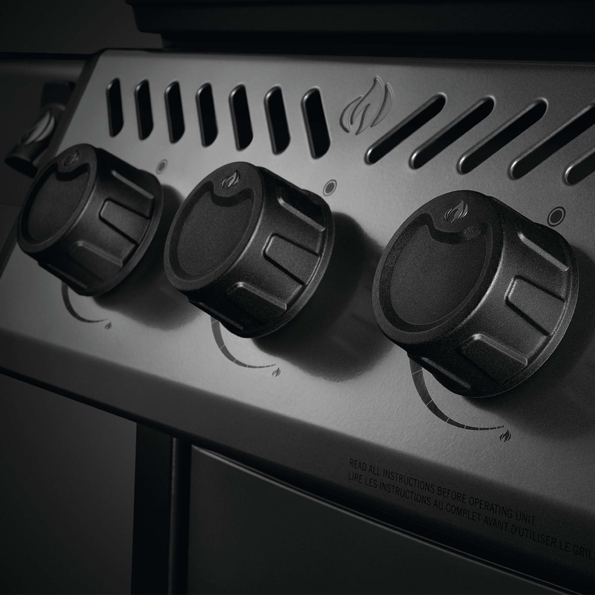 Napoleon Freestyle 365  3 Hauptbrenner  mit Seitenbrenner  Graphit Napoleon Freestyle 365  3 Hauptbrenner  mit Seitenbrenner  Graphit