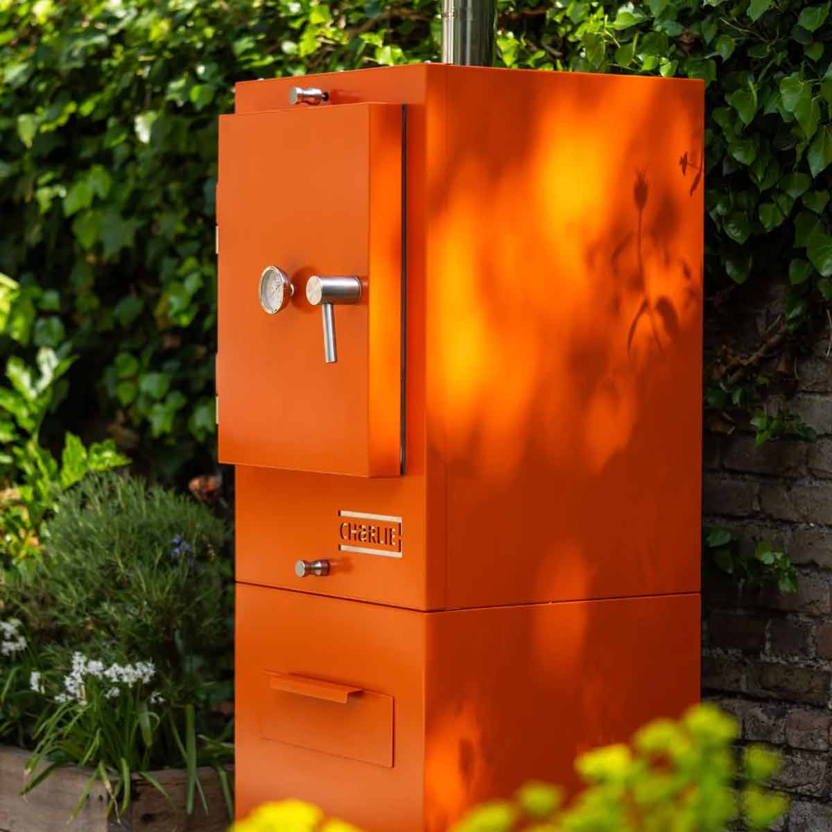 Charlie Oven Holzkohleofen | Saffron