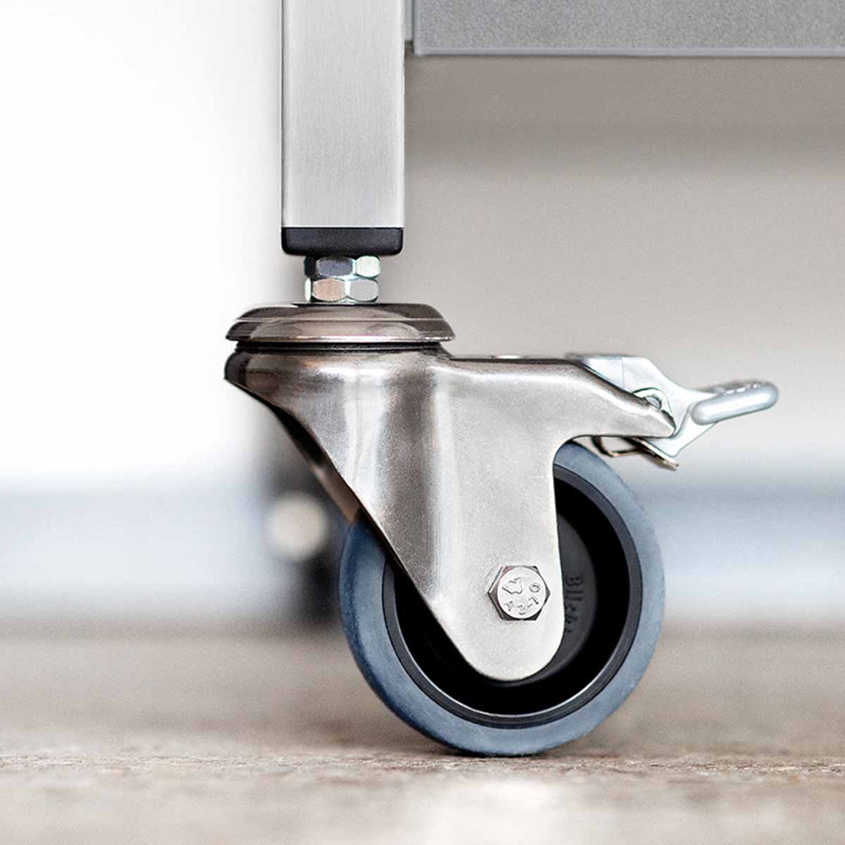 Der ECKAT „Der Klassiker“ Außenküchenschrank, Rollen Der ECKAT „Der Klassiker“ Außenküchenschrank, Rollen