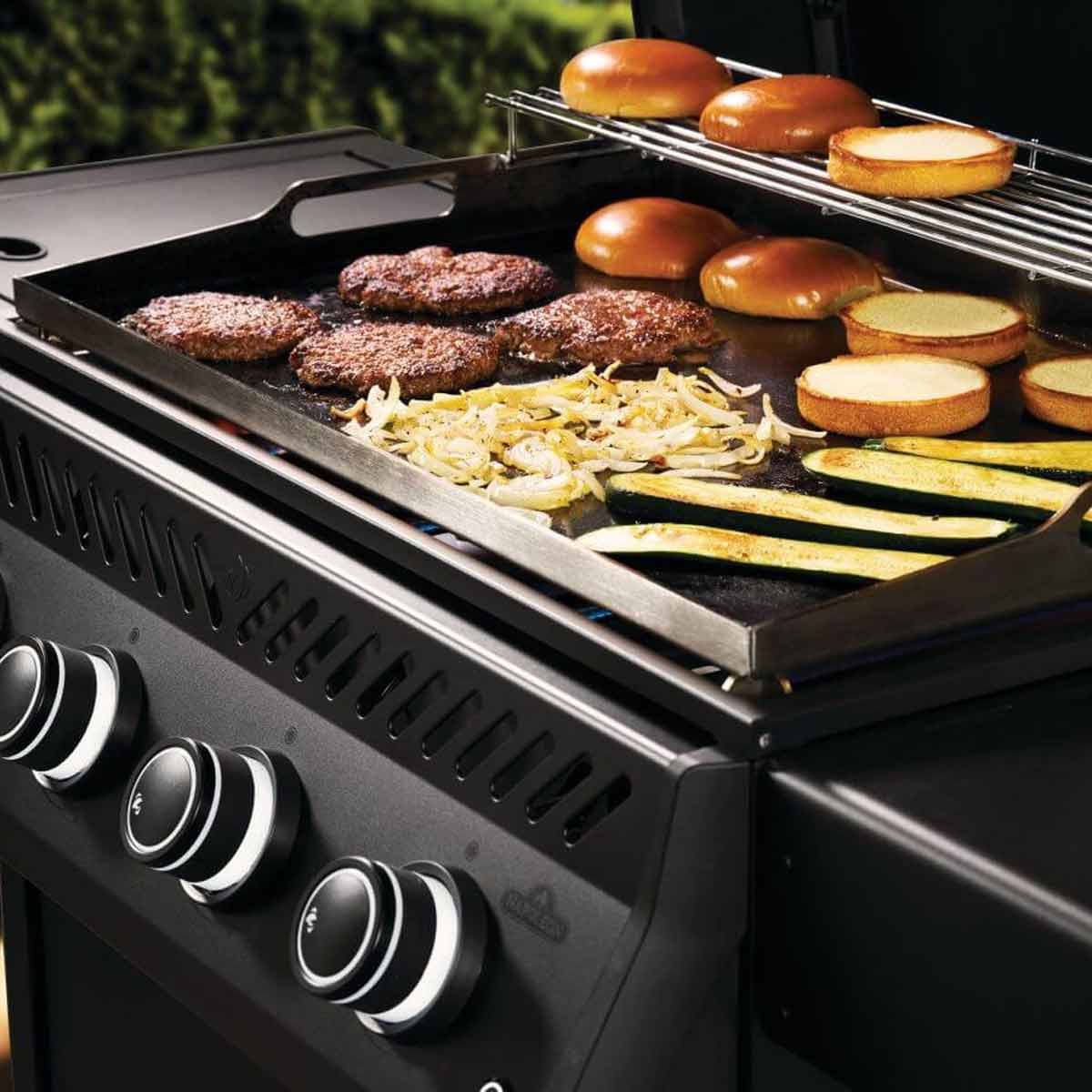Napoleon Phantom Rogue Pro | Plancha Gasgrill | Mattschwarz