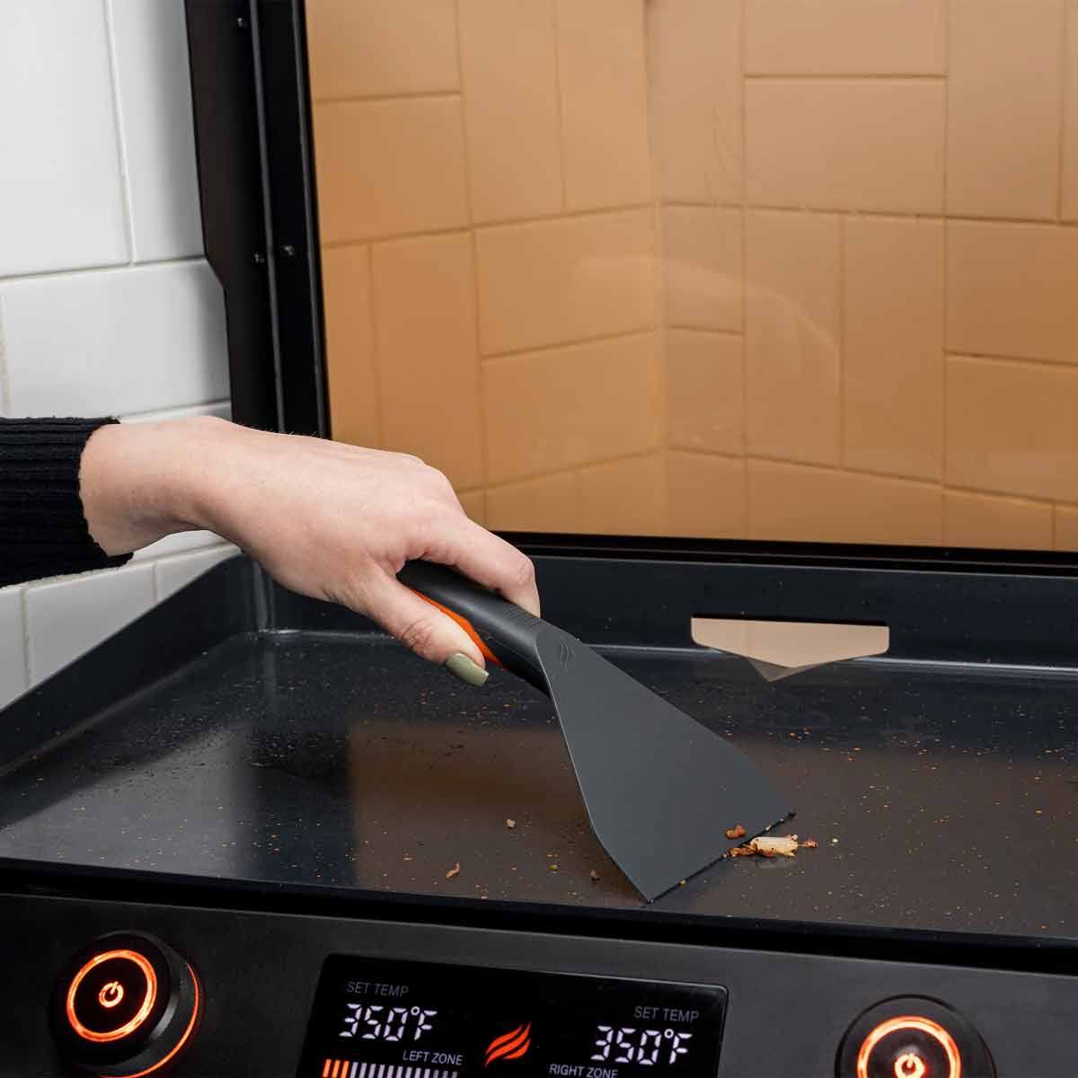 Blackstone Zubehör-Set für E-Serie, Grillschaber