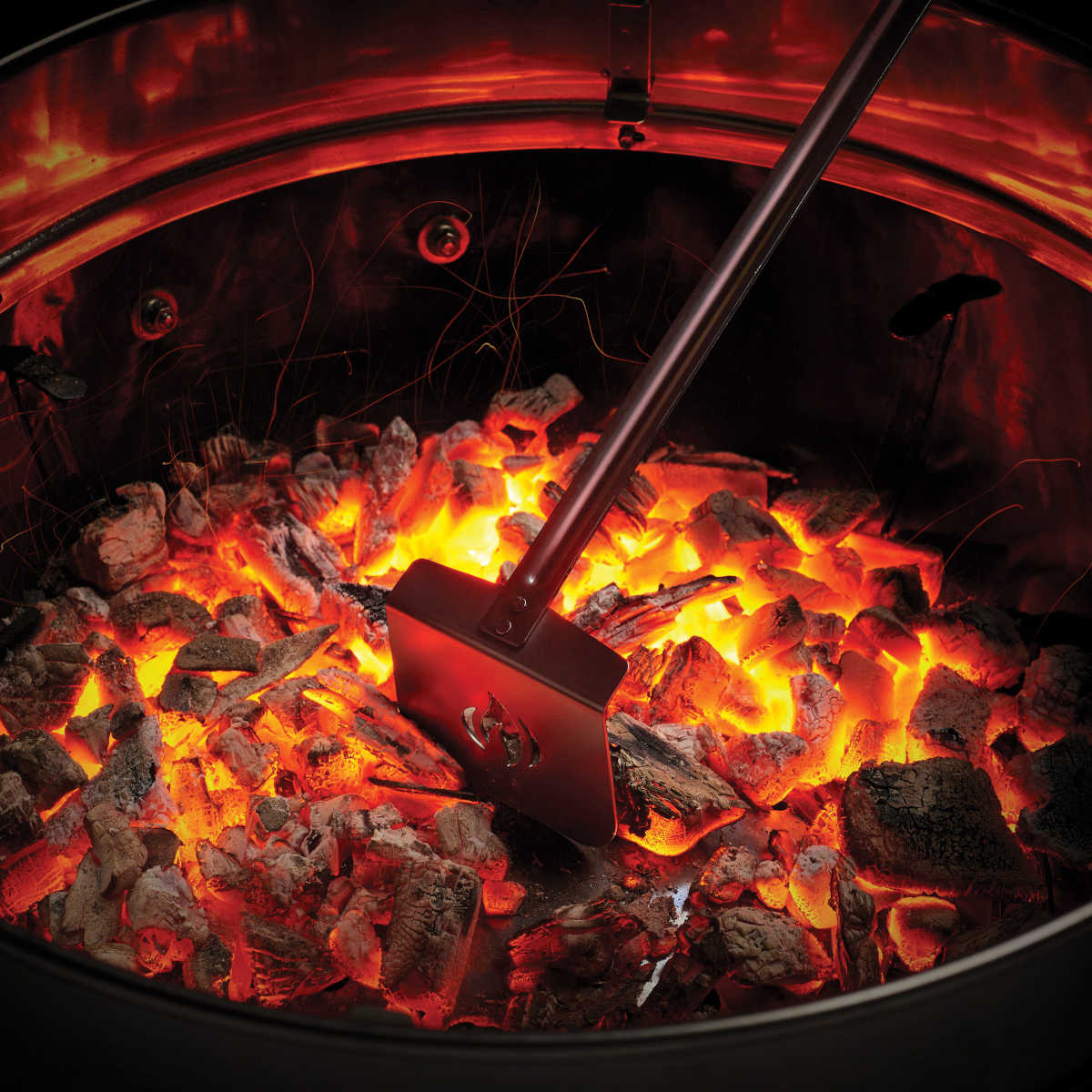 Napoleon Holzkohle-Tool-Set mit Holzkohlenzangen und -schieber Napoleon Holzkohle-Tool-Set mit Holzkohlenzangen und -schieber